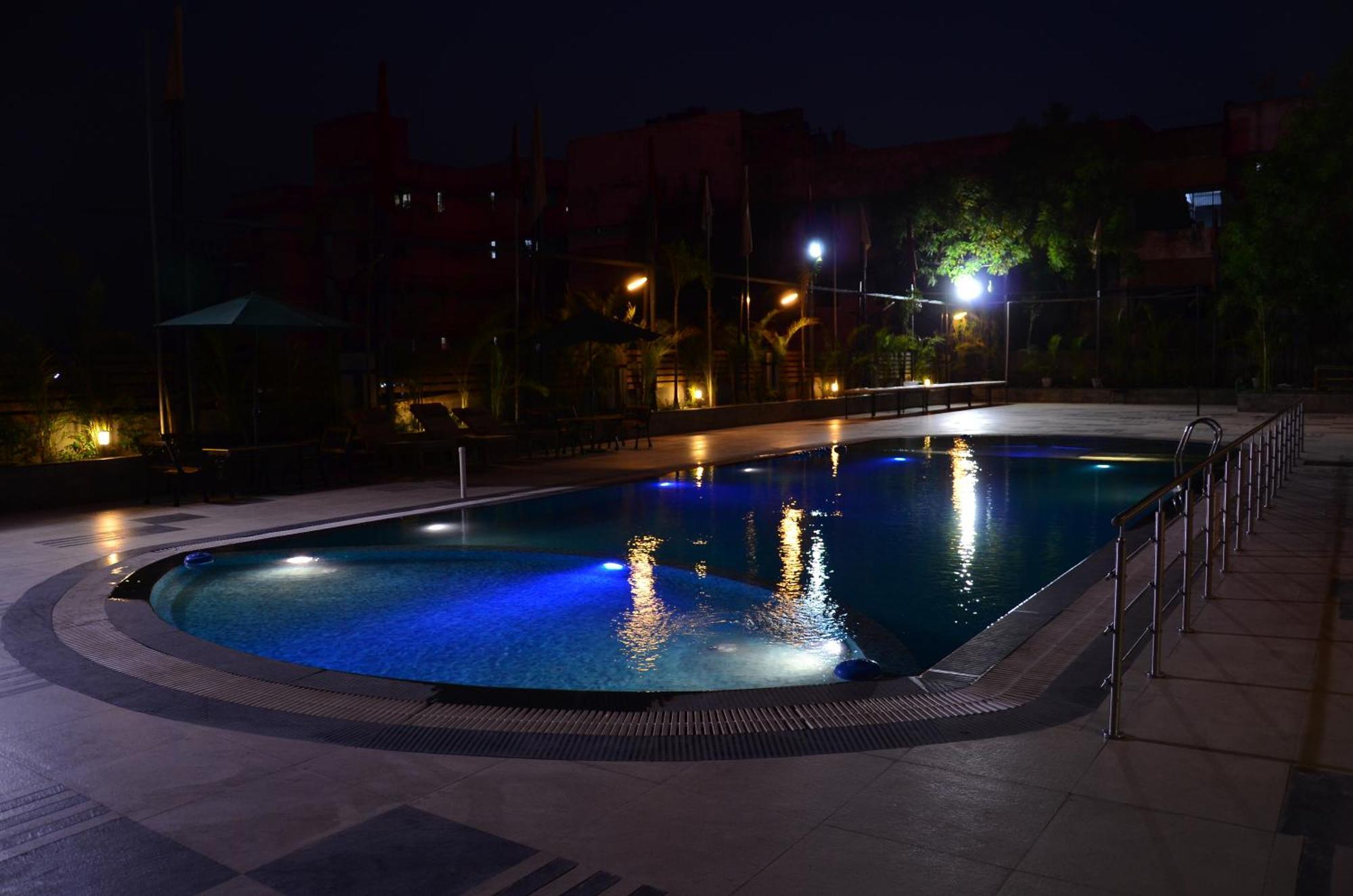 Hotel The Cambay Grand Ahmadábád Exteriér fotografie