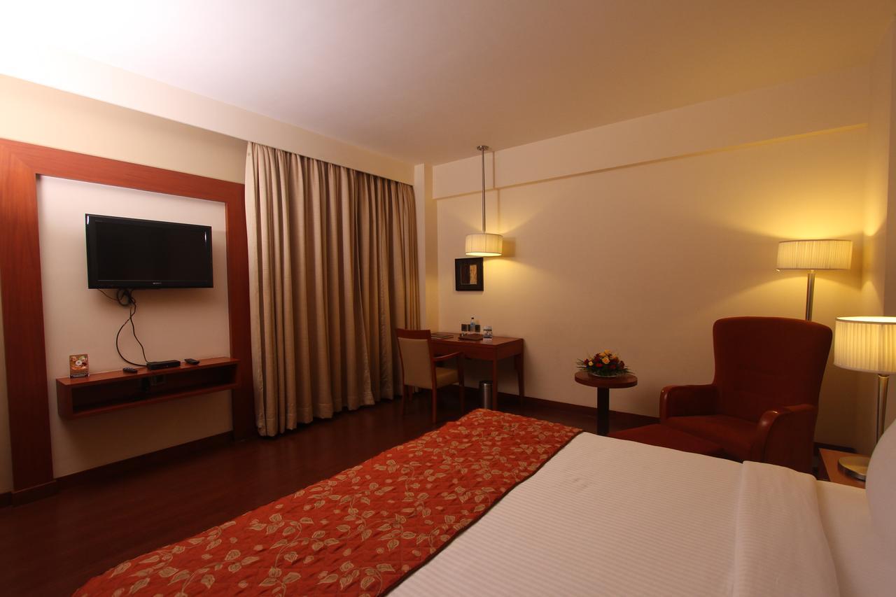 Hotel The Cambay Grand Ahmadábád Exteriér fotografie